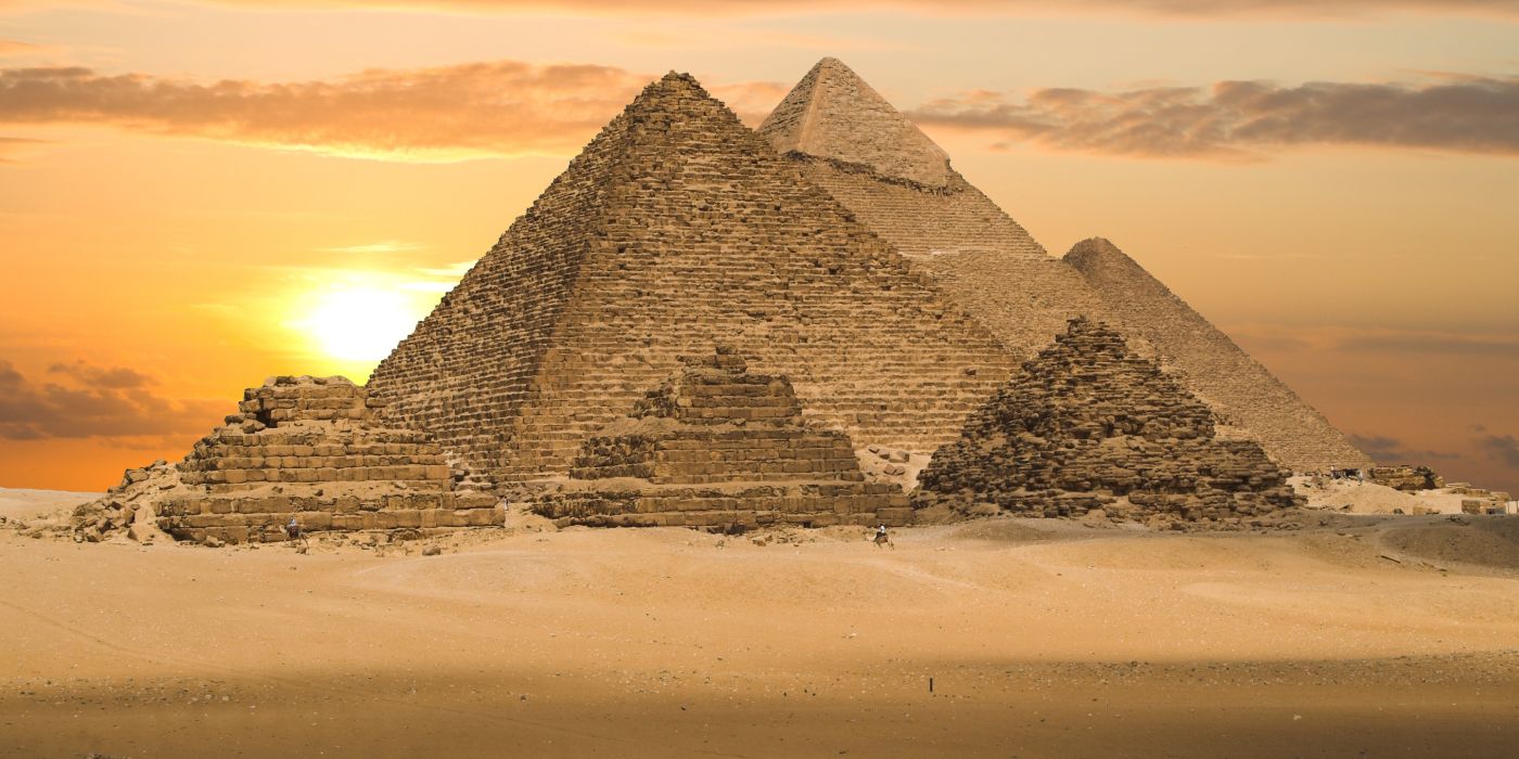  Pyramide.jpg